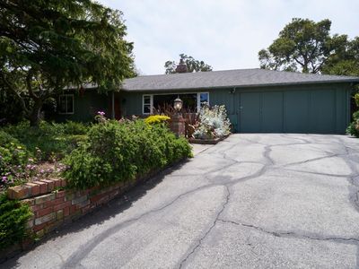 2997 Lasuen Dr