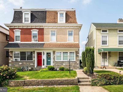 135 E 4th Ave