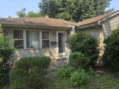 1515 Macarthur Dr