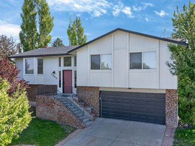 1990 Diane Ln