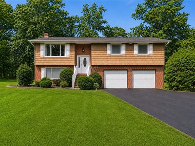 135 Carol Dr