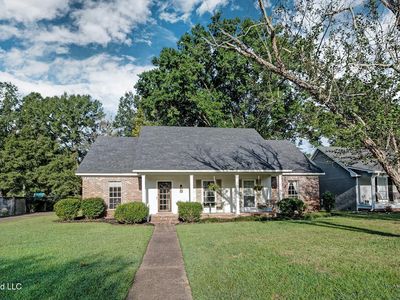 806 Bridgeport Dr