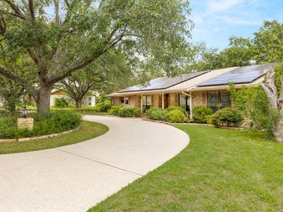 225 HILLTOP DR