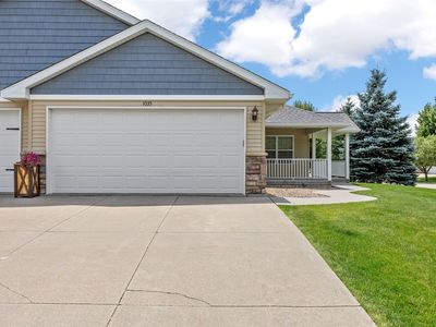 1035 Acacia Dr NE
