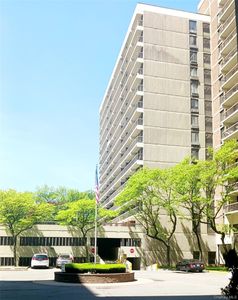 152-18 Union Turnpike #213