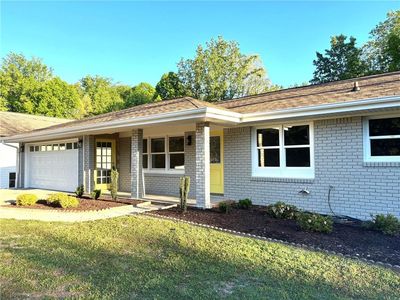 61 Hidden Ct SE