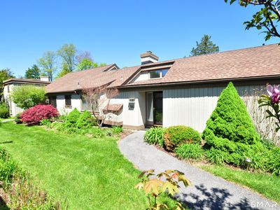 47 Heritage Village #B