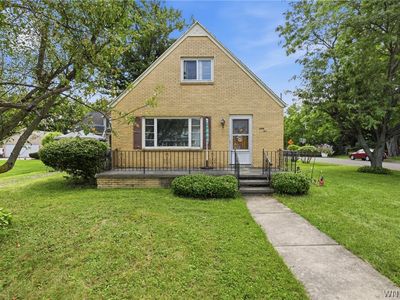 62 Maple Ave