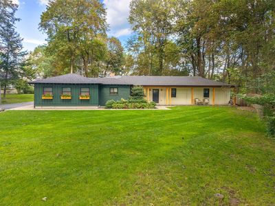 15 Pine Blvd