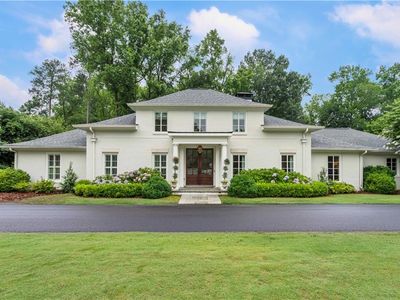 3798 Castlegate Dr NW