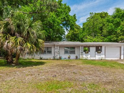 6 Okahatchee Cir