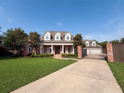 4385 Brownstone Dr