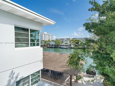 7207 Bay Dr APT 11