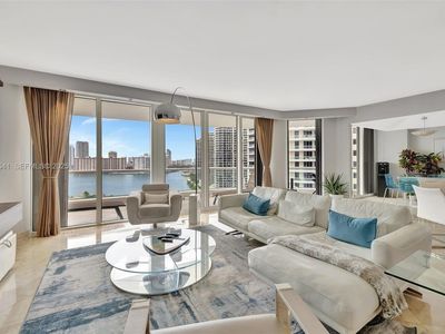 7000 Island Blvd APT 1701