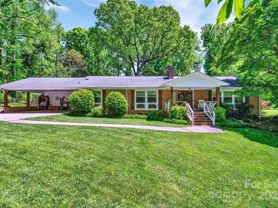 3810 Springway Dr
