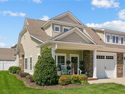 7039 Colemans Crossing Ave