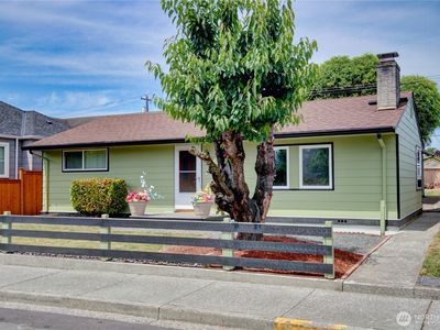 1709 2nd St