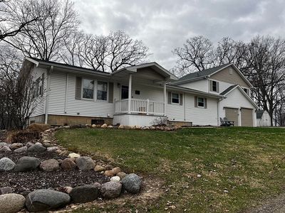 2320 W Oregon Trail Rd