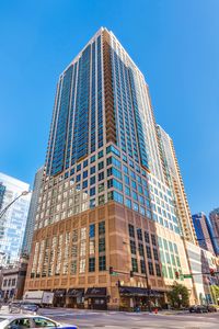 2 E Erie St APT 3601