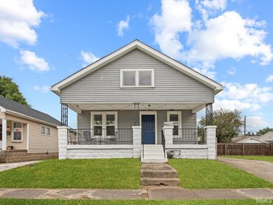 1624 E Illinois St