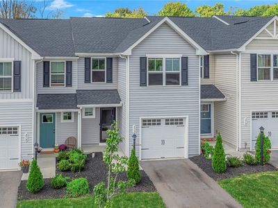 Property at 212 Smith Ln, Beaver Falls, PA