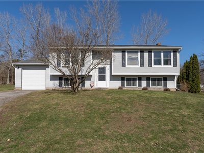 Property at 1551 Winterberry Ct, Walworth, NY