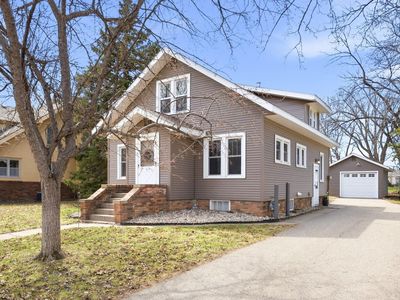 540 Main St N