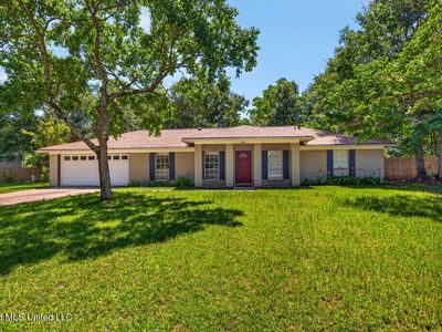 1301 Churchill Dr