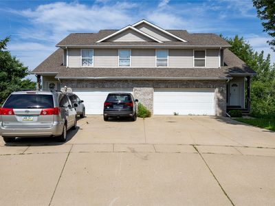 Property at 2020 Stratford Ct, Coralville, IA