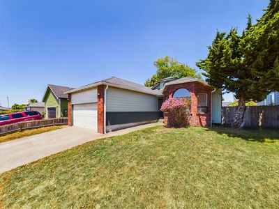 1305 Winchester Ave