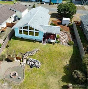 33013 J Place