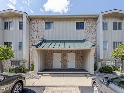 6640 Salisbury Rd APT D208