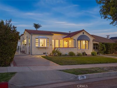 1156 N Isabel St