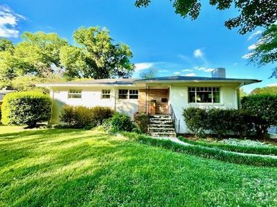 733 Stanfield Dr