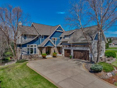 2637 Cottage Grove Pl