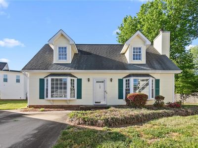 Property at 127 Edgedale Ct, Kernersville, NC