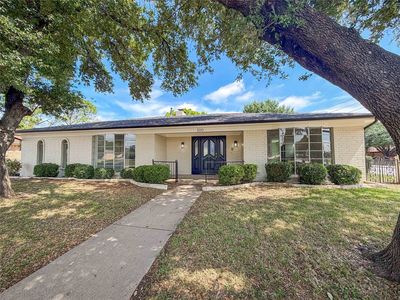 100 W Pleasantview Dr