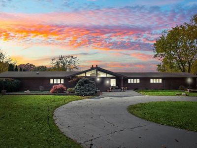120 Thornhill Dr