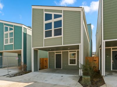 310 W Evergreen St #101