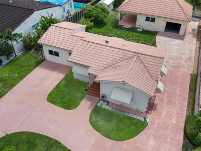 Property at 241 Hammond Dr, Miami Springs, FL