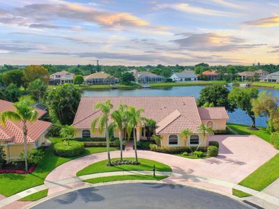 2021 Sunderland Avenue