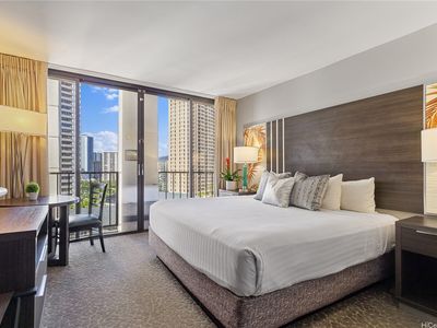 1850 Ala Moana Blvd #703