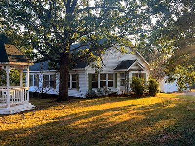 Property at 618 E 5th St, Hulbert, OK