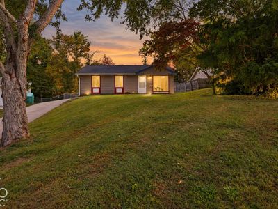 3 Fairlane Ct E