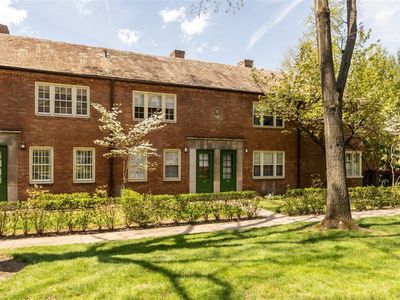 421 Olympia Rd