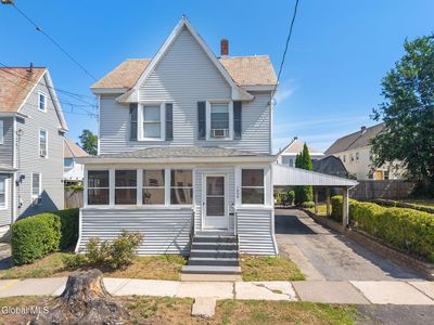 1029 Forest Road