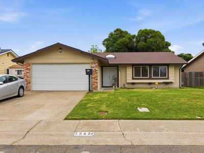 7242 Arutas Dr