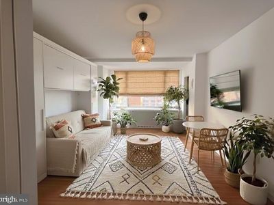 1111 Arlington Blvd APT 602