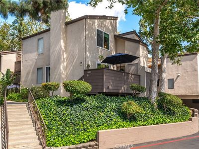 1410 Cabrillo Park Dr