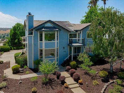 3140 Woodleigh Ln